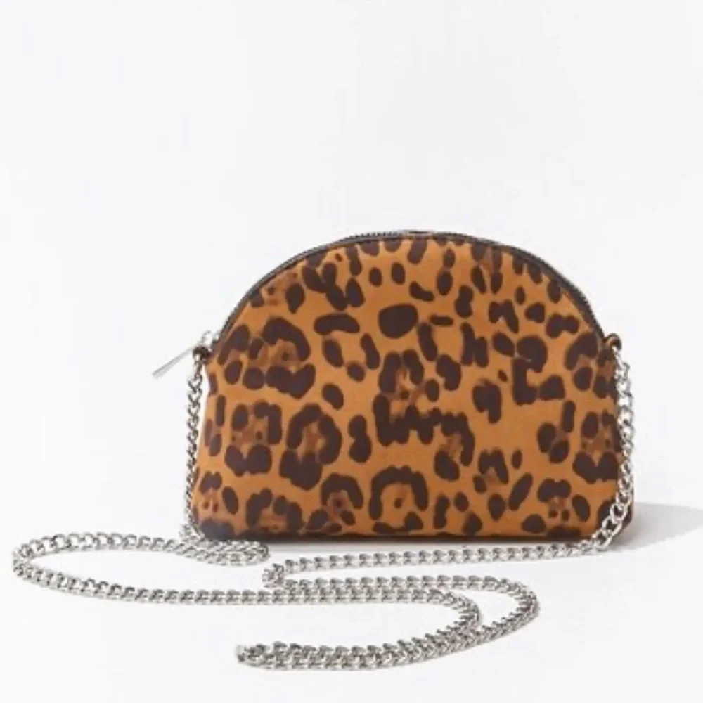 Leopard Print Chain Crossbody Bag F21
